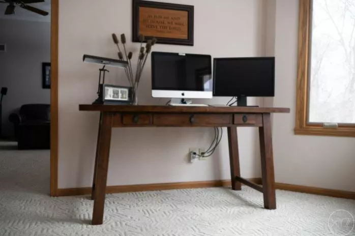 Position Your Desk Near the Electric Outlet