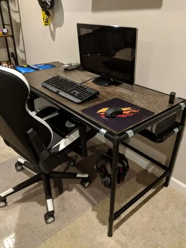 Industrial Style DIY Gaming Desk